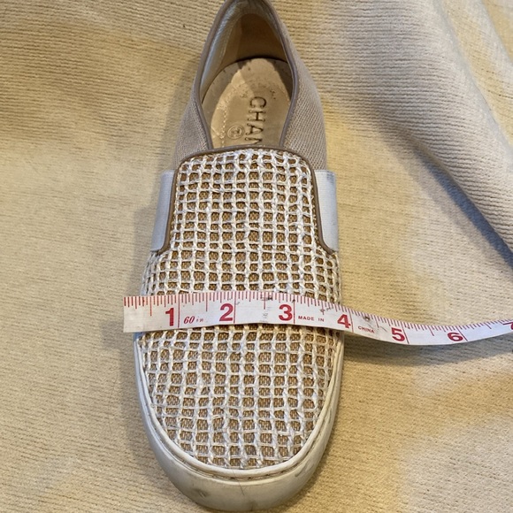 Chanel - Picture 10 of 10